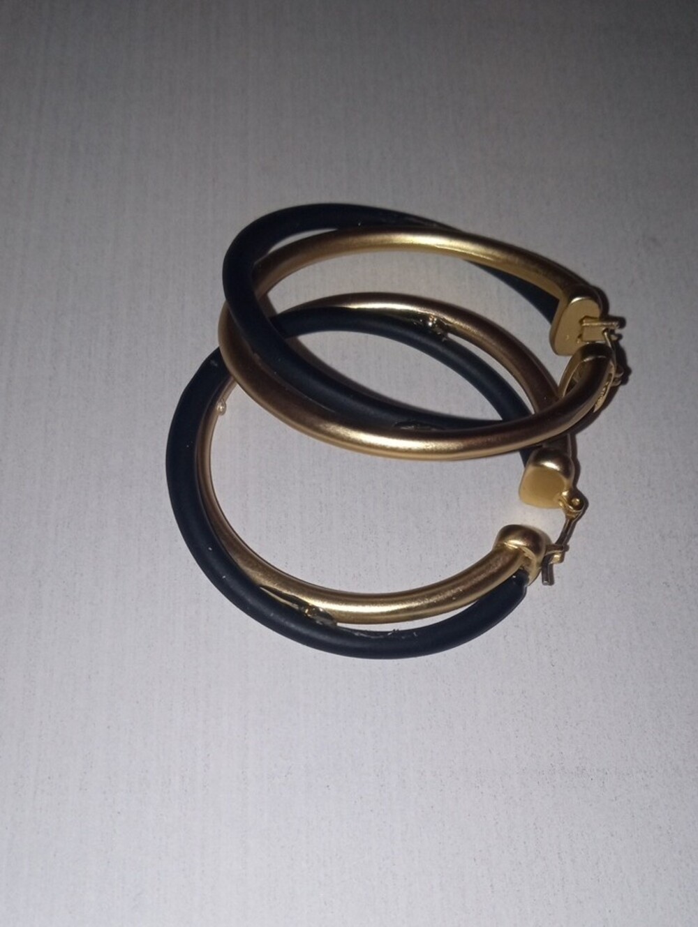 Gold and Black Link Necklace with Matching Hoop Earrings - Picture 3 of 7